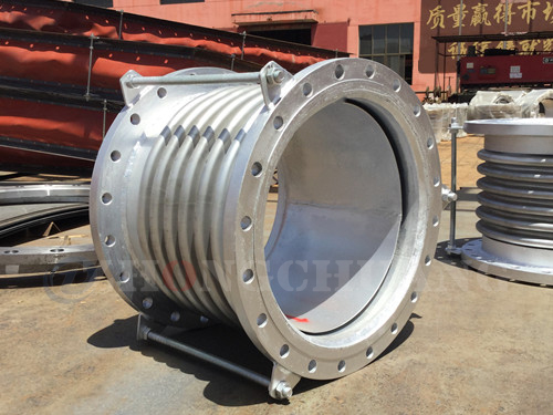 <a target='_blank' title='中創機械伸縮器-軸向復式拉桿波紋補償器(TFL) ' href='/cp/zxfslgbwbcqfsl.html'>伸縮器</a>